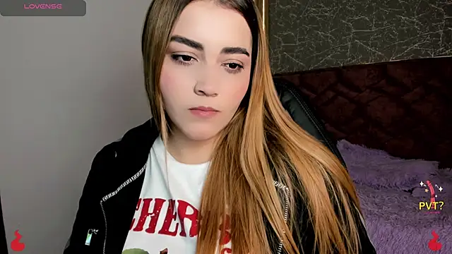 Lucia star   online show from January 17, 2025, 6:12 pm