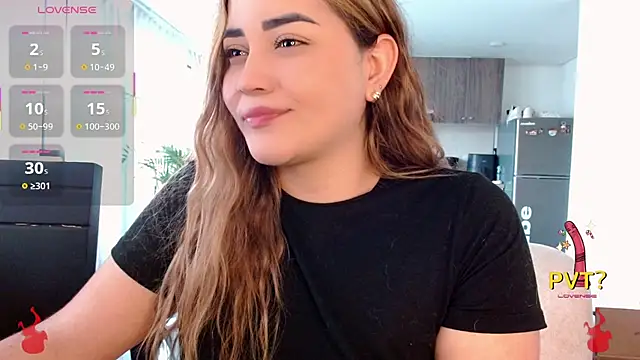 Lucia star   online show from November 15, 2025, 2:46 pm