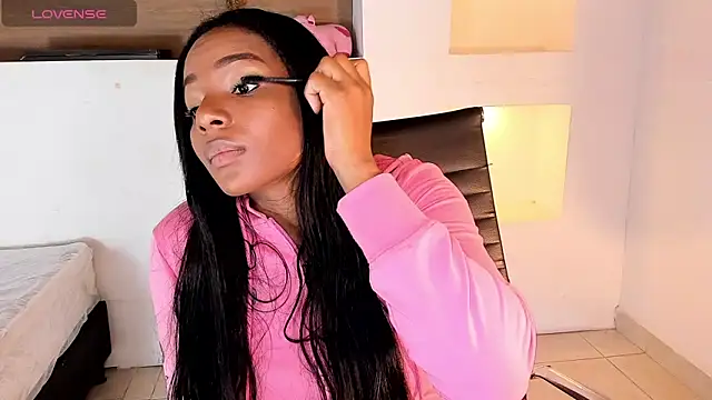 IvyBliss8 online show from January 19, 2025, 12:28 pm