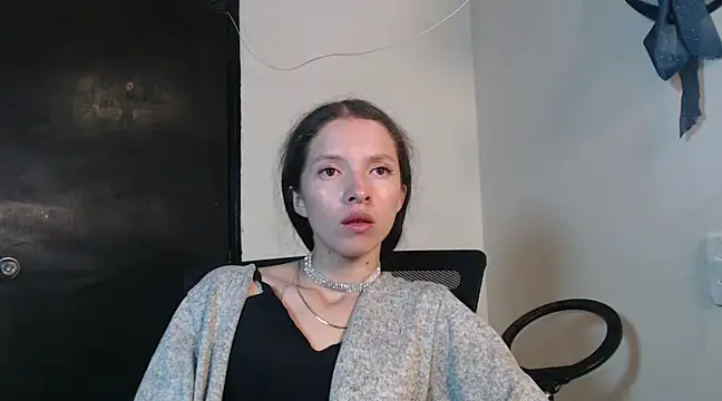 Snapshot of sweetdam12 chatting on January 3, 2025, 9:15 pm sweetdam12 online show from January 3, 2025, 9:15 pm