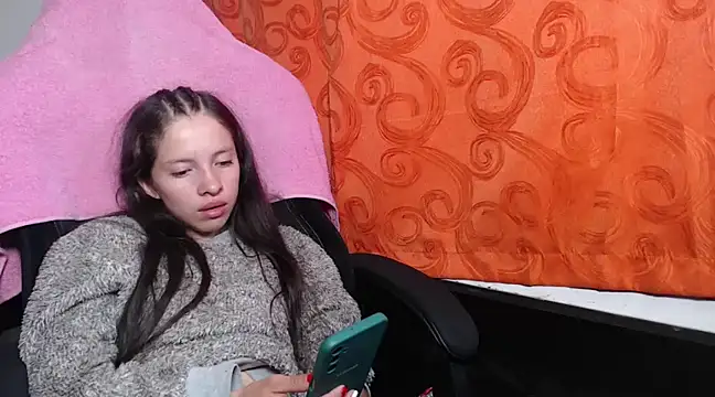 Snapshot of sweetdam12 chatting on January 8, 2025, 10:16 pm sweetdam12 online show from January 8, 2025, 10:16 pm