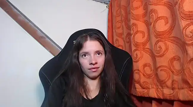 Snapshot of sweetdam12 chatting on February 3, 2025, 10:21 pm sweetdam12 online show from February 3, 2025, 10:21 pm