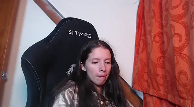 Snapshot of sweetdam12 chatting on February 7, 2025, 9:15 pm sweetdam12 online show from February 7, 2025, 9:15 pm