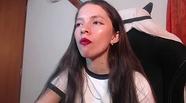 Snapshot of sweetdam12 chatting on February 24, 2025, 7:30 pm sweetdam12 online show from February 24, 2025, 7:30 pm