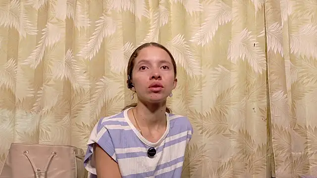 Snapshot of sweetdam12 chatting on September 10, 2025, 3:01 pm sweetdam12 online show from September 10, 2025, 3:01 pm