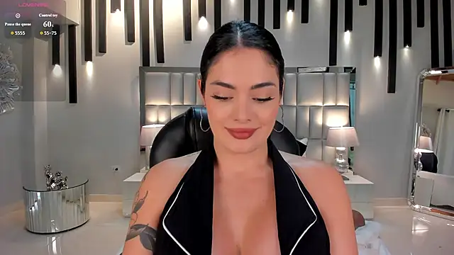 GiaFerrara online show from December 22, 2025, 8:06 pm