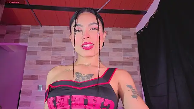 Snapshot of Dolcee_zoe chatting on February 15, 2026, 9:44 pm Dolcee zoe online show from February 15, 2026, 9:44 pm