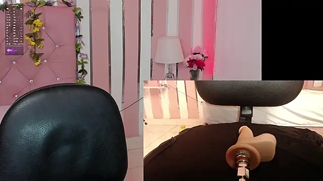PetiteSalome online show from September 21, 2025, 4:25 am