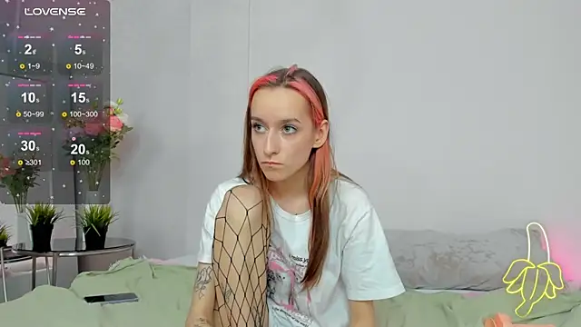 Doris Scott online show from February 8, 2025, 2:27 pm