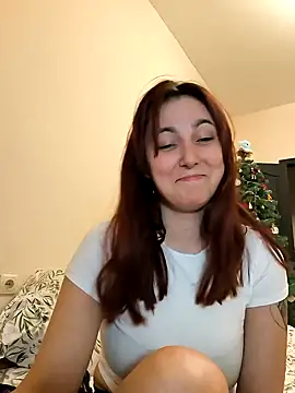 MiaStika online show from December 16, 2024, 5:11 pm