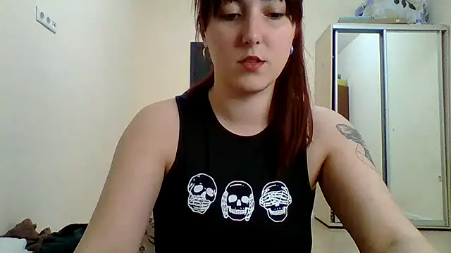 MiaStika online show from March 2, 2025, 8:29 pm