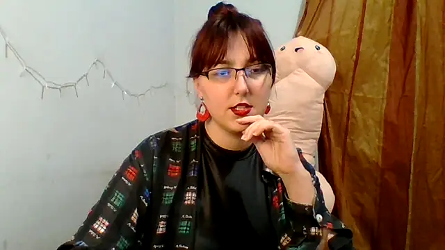 MiaStika online show from September 26, 2025, 6:01 pm