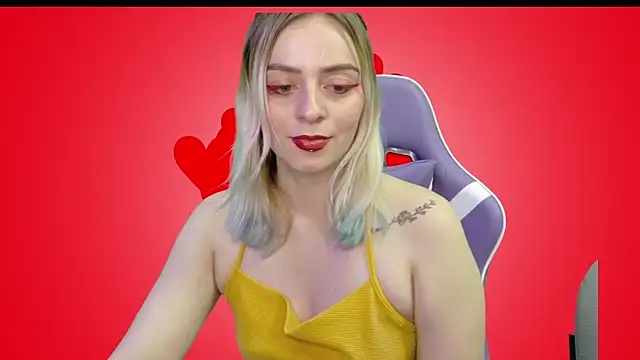 Snapshot of Dolce--Mia---Bianchi__07 chatting on February 9, 2025, 4:57 am Dolce--Mia---Bianchi 07 online show from February 9, 2025, 4:57 am