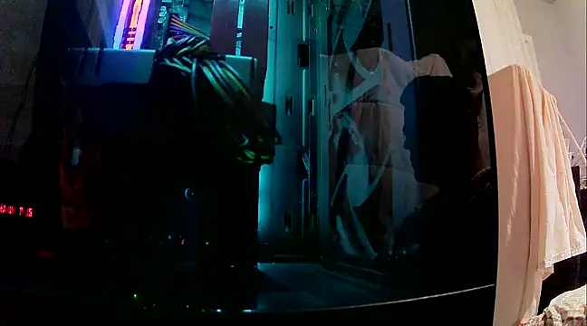 Snapshot of O_Black123 chatting on December 21, 2024, 4:46 pm O Black123 online show from December 21, 2024, 4:46 pm