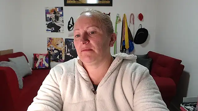 emperabigbootybigass online show from October 22, 2025, 12:16 pm