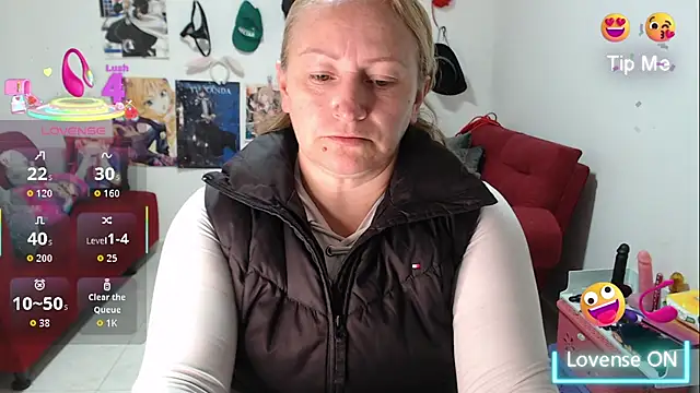 emperabigbootybigass online show from October 28, 2025, 12:19 pm