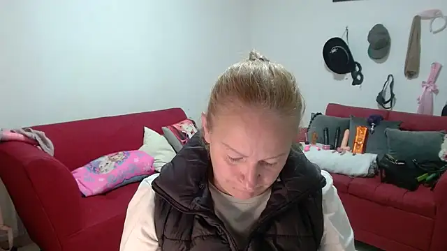 Snapshot of emperabigbootybigass chatting on February 11, 2026, 12:32 pm emperabigbootybigass online show from February 11, 2026, 12:32 pm