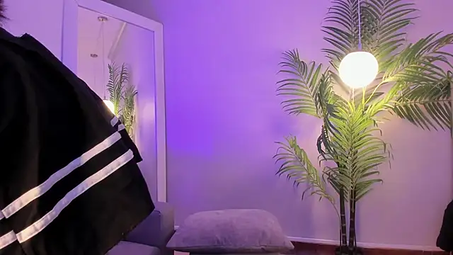 Snapshot of Manu_Velez chatting on January 16, 2025, 7:10 pm Manu Velez online show from January 16, 2025, 7:10 pm