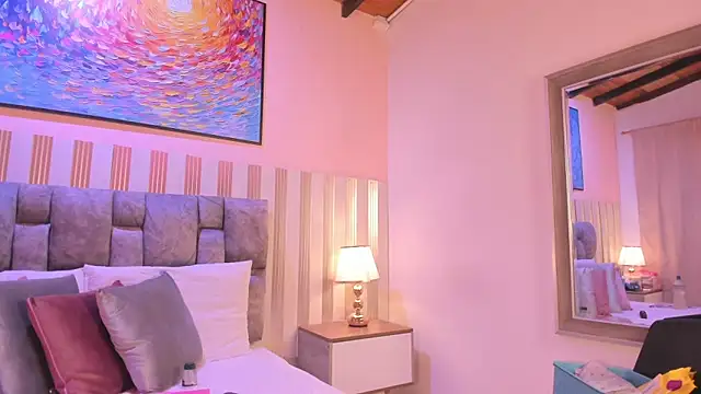 nova lane online show from December 1, 2025, 8:36 pm