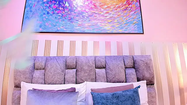 nova lane online show from January 5, 2026, 8:12 pm