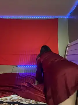 Snapshot of iTrapXXXBACKUP chatting on December 24, 2024, 2:10 am iTrapXXXBACKUP online show from December 24, 2024, 2:10 am