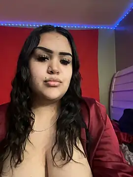 Snapshot of iTrapXXXBACKUP chatting on January 8, 2025, 2:03 am iTrapXXXBACKUP online show from January 8, 2025, 2:03 am