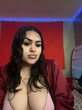 Snapshot of iTrapXXXBACKUP chatting on January 9, 2025, 7:40 pm iTrapXXXBACKUP online show from January 9, 2025, 7:40 pm