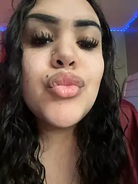 Snapshot of iTrapXXXBACKUP chatting on January 12, 2025, 4:40 pm iTrapXXXBACKUP online show from January 12, 2025, 4:40 pm