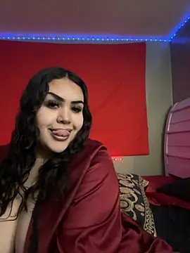 Snapshot of iTrapXXXBACKUP chatting on January 18, 2025, 6:13 am iTrapXXXBACKUP online show from January 18, 2025, 6:13 am