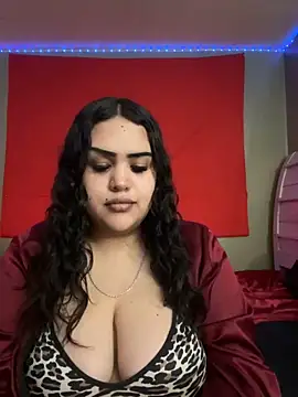 Snapshot of iTrapXXXBACKUP chatting on January 19, 2025, 4:22 am iTrapXXXBACKUP online show from January 19, 2025, 4:22 am