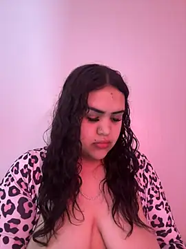 Snapshot of iTrapXXXBACKUP chatting on February 9, 2025, 6:58 pm iTrapXXXBACKUP online show from February 9, 2025, 6:58 pm