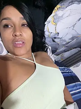 Snapshot of KatalinnaBrown chatting on March 10, 2026, 10:53 am KatalinnaBrown online show from March 10, 2026, 10:53 am