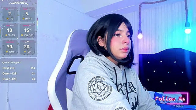 miku katsuragi online show from December 20, 2025, 3:46 am