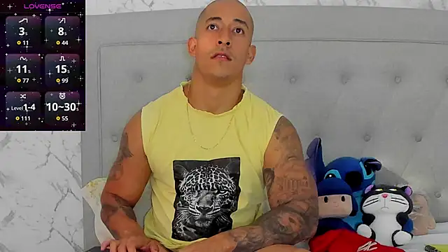 Snapshot of luigiferrara chatting on March 9, 2026, 9:08 pm luigiferrara online show from March 9, 2026, 9:08 pm