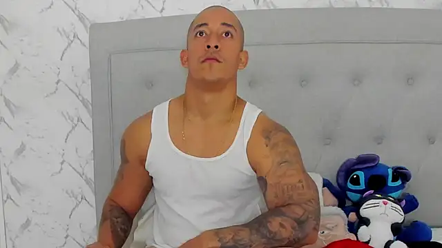 Snapshot of luigiferrara chatting on March 10, 2026, 9:20 pm luigiferrara online show from March 10, 2026, 9:20 pm