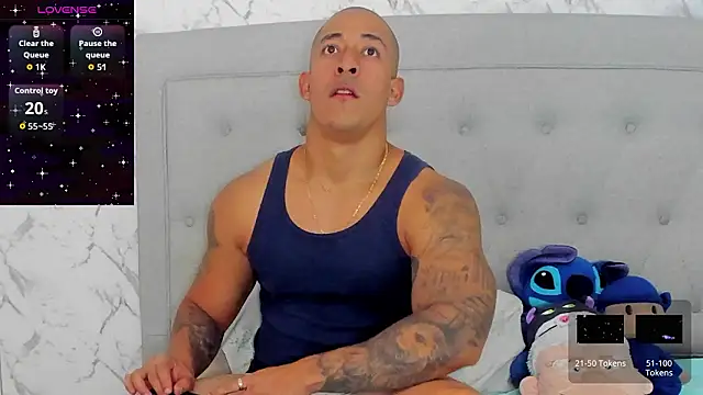 Snapshot of luigiferrara chatting on March 23, 2026, 8:35 pm luigiferrara online show from March 23, 2026, 8:35 pm