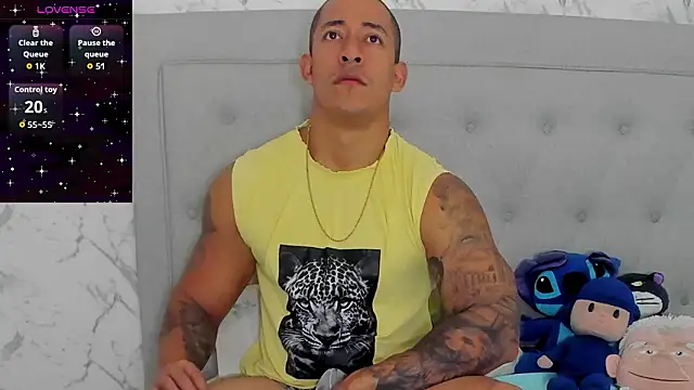 Snapshot of luigiferrara chatting on March 29, 2026, 1:22 pm luigiferrara online show from March 29, 2026, 1:22 pm