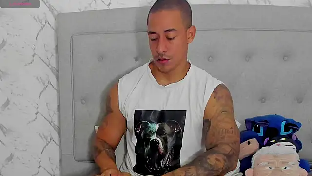 Snapshot of luigiferrara chatting on April 27, 2026, 9:13 pm luigiferrara online show from April 27, 2026, 9:13 pm