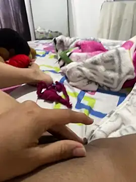 ANYLU19 online show from December 31, 2024, 3:42 pm