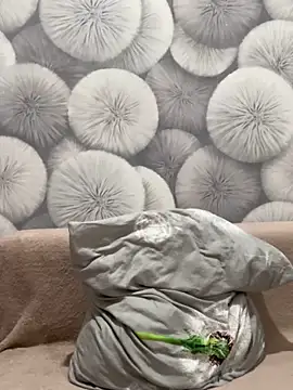 Milka23 online show from March 14, 2025, 5:46 pm