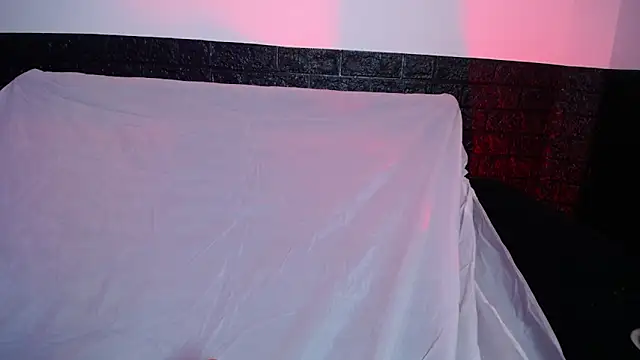 Marfil RJ A online show from October 19, 2025, 5:30 am