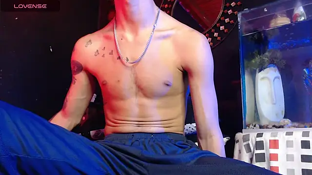 Godly huan online show from December 14, 2025, 11:04 am