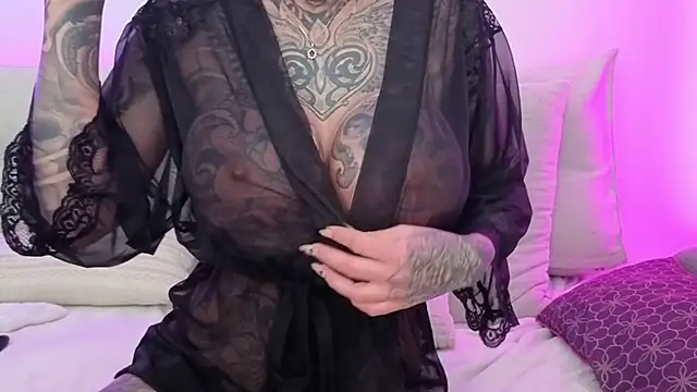 MeganWitch online show from February 11, 2026, 8:14 pm