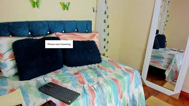 cristalwalker   online show from September 20, 2025, 11:44 am