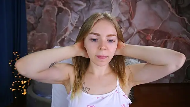 EmilySunshineS online show from September 21, 2025, 1:46 pm