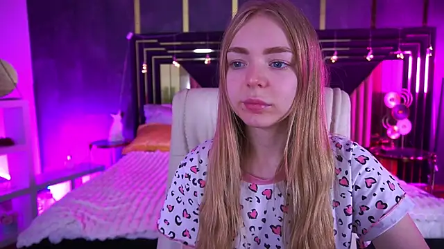 EmilySunshineS online show from January 14, 2026, 8:20 am