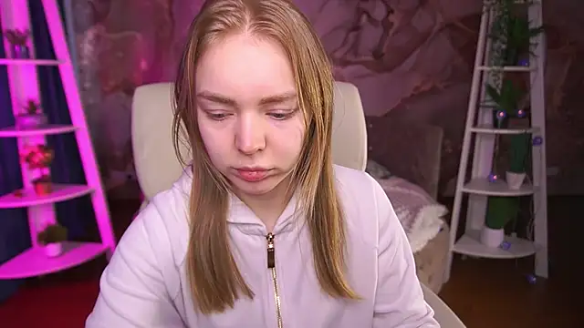 EmilySunshineS online show from March 4, 2026, 6:52 am