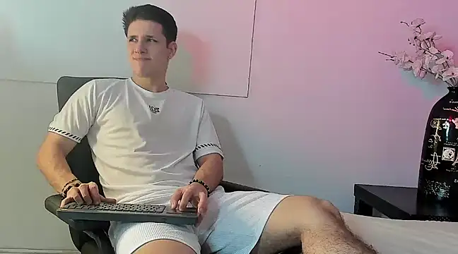 Snapshot of Adan_rivas_ chatting on December 25, 2024, 6:52 pm Adan rivas online show from December 25, 2024, 6:52 pm