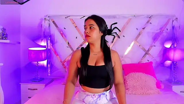 Snapshot of naughty__sara chatting on October 17, 2025, 11:46 am naughty sara online show from October 17, 2025, 11:46 am