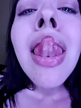 la luna sorse online show from December 11, 2024, 4:53 pm